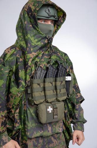 Särmä TST L6 Rain Poncho, M05 woodland camo. The old trick - do this to access your gear.